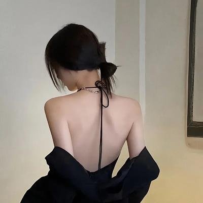 特维和他的七个女儿
