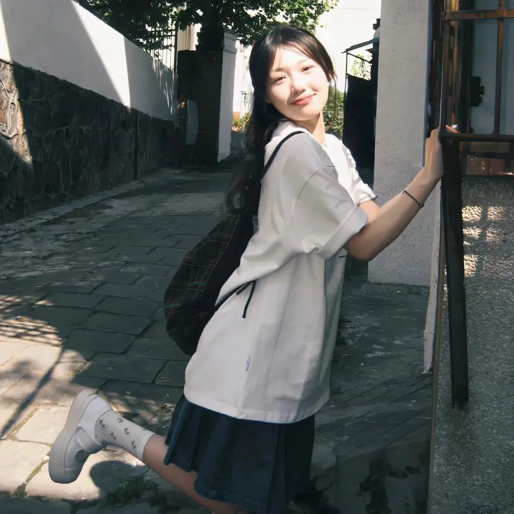 美人无泪